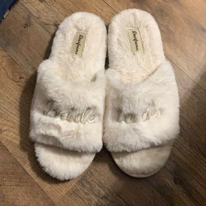 Bride to be  dearfoam slippers